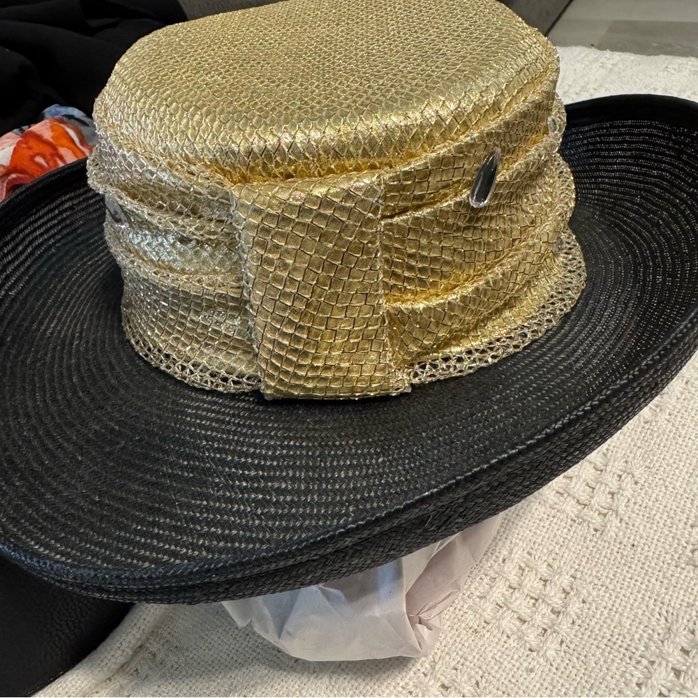 Vintage Sonnie San Francisco Black and Gold Wide Brim Hat